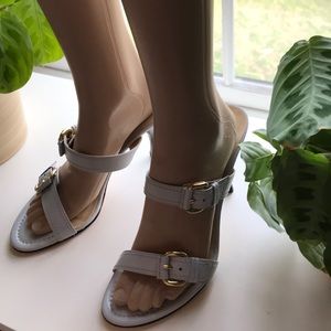 NIB Lumiani Revelin Gold Buckle Stappy Heel Sandal